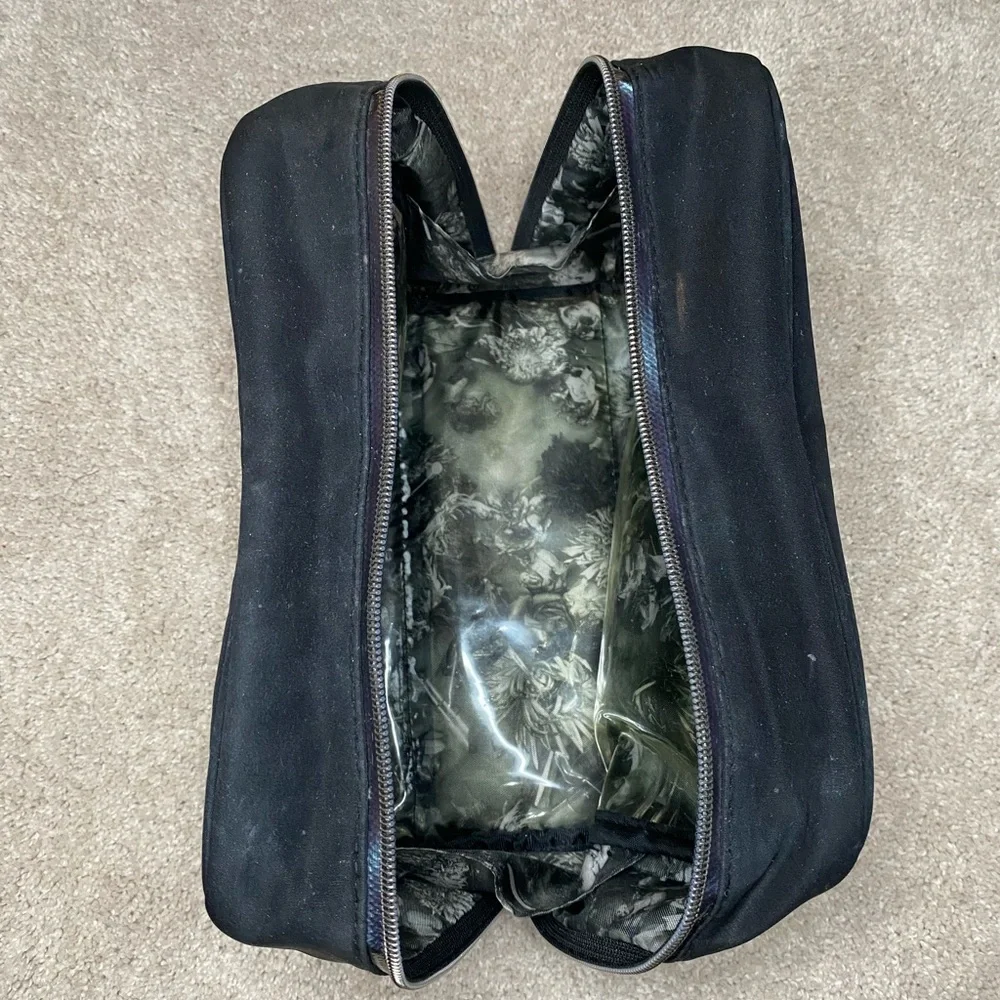 Large Urban Decay Travel Makeup Case